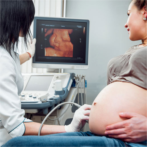 Imagen representativa de ecografía morfológica fetal realizada con tecnología avanzada y atención médica especializada para el cuidado del embarazo