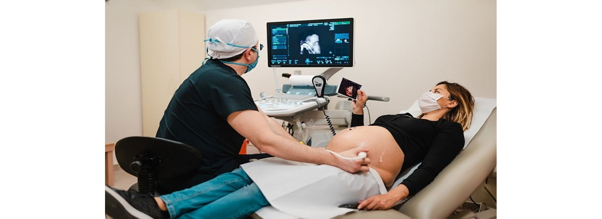 Ecografía morfológica en Moderna Salud para evaluar el desarrollo y bienestar del bebé durante el embarazo