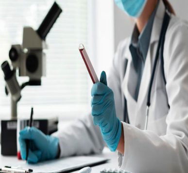 Servicio de infectología en Moderna Salud. Diagnóstico y control de enfermedades infecciosas con atención personalizada y segura